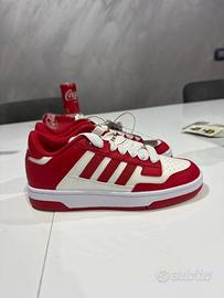 Stock scarpe adidas 15 euro al pezzo