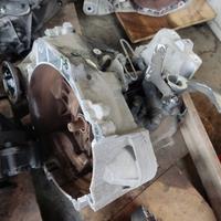 Cambio VOLKSWAGEN TOURAN 1598cc FSI del 2003