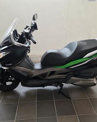scooter Kawasaki j300 Special Edition con ABS
