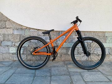 Dirt bike Commencal Absolut 24