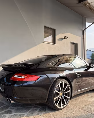 Porsche 911 Coupe 3.8 Carrera S