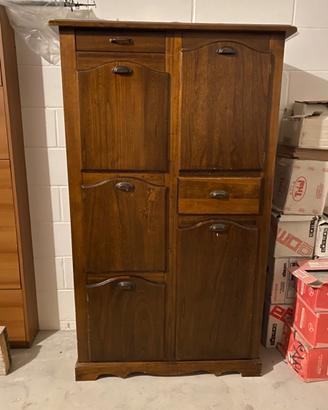Scarpiera in legno