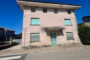 CASA CON DEPOSITO: spazio da reinventare!