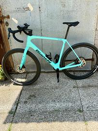 Bianchi Arcadex Pro SRAM Apex