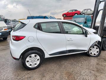 ricambi Renault Clio 2015.