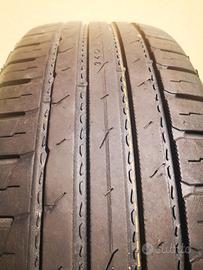 Treno Pneumatici Nokian 205 70 R15 96H