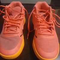 Scarpe basket numero 37