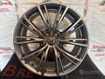CERCHI USATI RAGGIO 18 POLLICI ALFA ROMEO Stelvio 