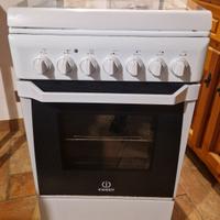 Forno a Gas Indesit 50x50