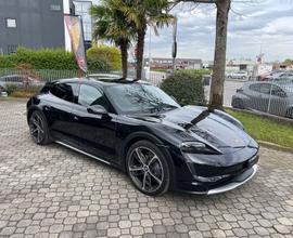 Porsche Taycan 4 Cross Turismo -66.999 euro I...