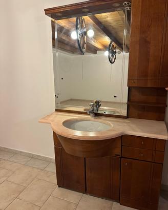 Mobile bagno in legno
