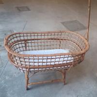 Culla in vimini vintage
