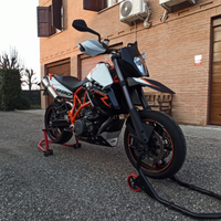 KTM 990 Supermoto R