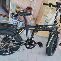 bici elettrica pieghevole 