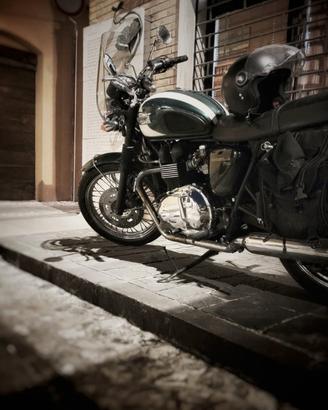 Triumph Bonneville T100