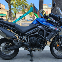 Triumph Tiger 800