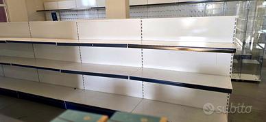 Scaffalature negozio e gondole – 60 metri lineari,
