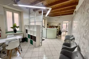 Immobile di 70 m² con 3 locali a Olginate