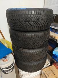 Pneumatici Goodyear Vector 4Seasons 245/45 R18