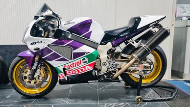 Honda VTR sp1