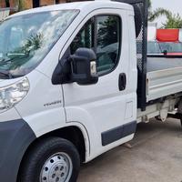Fiat ducato maxi con cassone fisso 2.2 mjt 120 cv