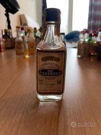 Mignon Tequila Jose Cuervo