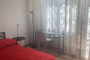 Ultima camera in Attico Arredato - Via La Marmora