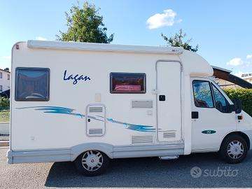 Camper Semintegrale Mc Louis Lagan 252 (2004)