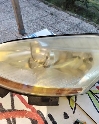 Faro anteriore sx CITROEN C4 
