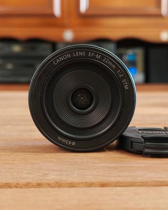 Canon EF-M 22mm STM Obbiettivo