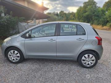 YARIS