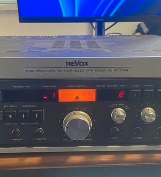 REVOX B 780 MICROCOMPUTER STEREO TUNER AMPLIFICATO