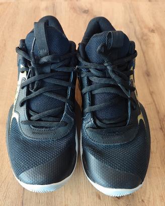 scarpe da basket numero 39 under armour