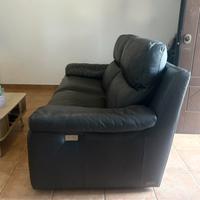 Divano in vera pelle estendibile