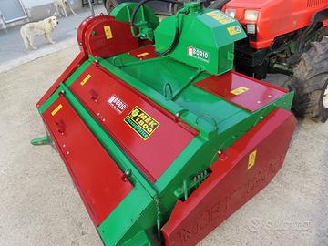 Raccoglitrice nocciole Facma MEK 1800