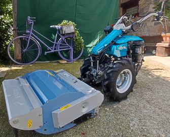 Motocoltivatore Bertolini con trincia 