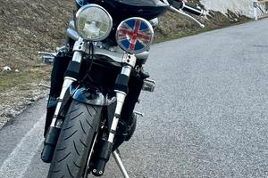 Triumph Speed Triple 955i - 2002