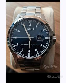 orologio analogico uomo