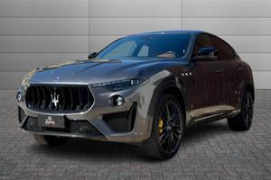 MASERATI Levante 3.8 V8 Trofeo 580cv auto