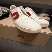 Scarpe levis nuove quasi mai usate