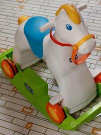 cavallo a dondolo CHICCO