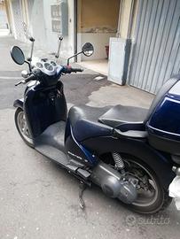 Scarabeo 200 GT - 2004