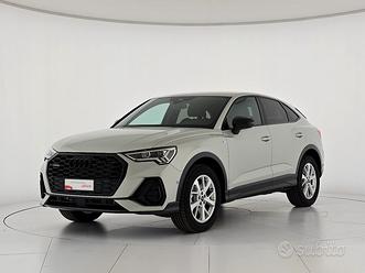 Audi Q3 sportback 40 2.0 tdi s line edition quattr