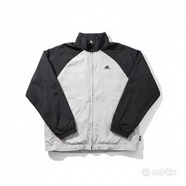 Giacca a vento Adidas Vintage. Color Grigio/Nero
