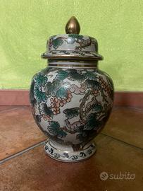 Vaso cinese in porcellana