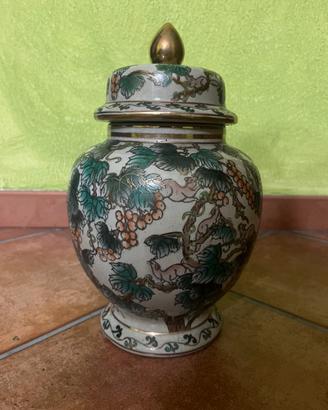 Vaso cinese in porcellana