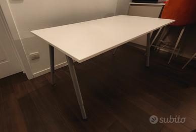 Scrivania Ikea