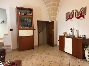 Privato vende terra-cielo di 185 e garage di 26 mq