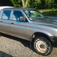 Mitsubishi l200 1998 - uso ricambi