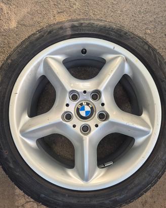 Cerchi in lega BMW da 17".